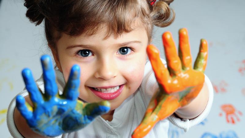 Auxiliar de Educación Infantil + Educación Infantil y Crianza con Apego (Doble Titulación con 5 Créditos ECTS)- RedEduca